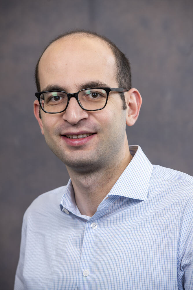 Dr. Melih Baştopçu
